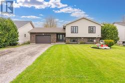 29 WELLINGTON STREET Newbury, ON N0L 1Z0