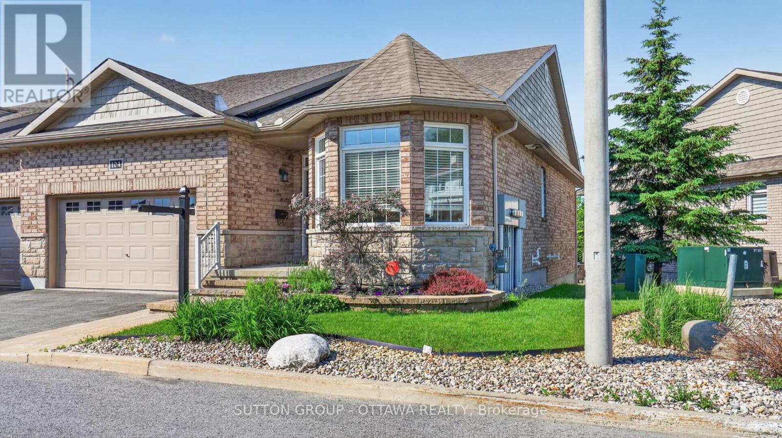 104 Passageway Private, Ottawa, ON - Outdoor