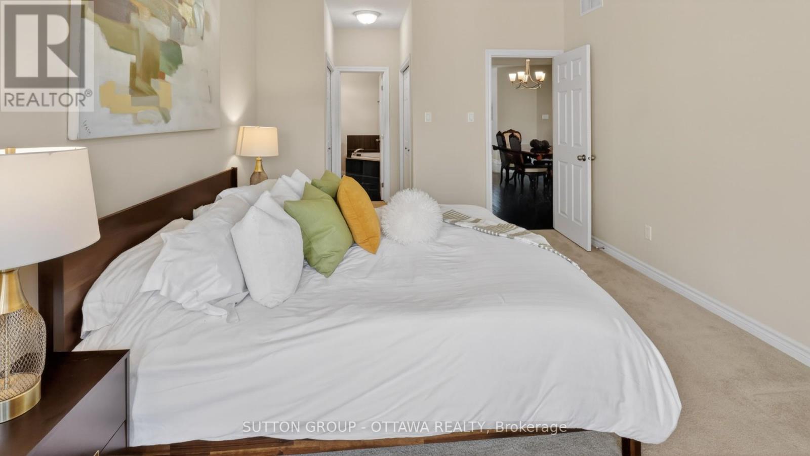 104 Passageway Private, Ottawa, ON - Indoor Photo Showing Bedroom