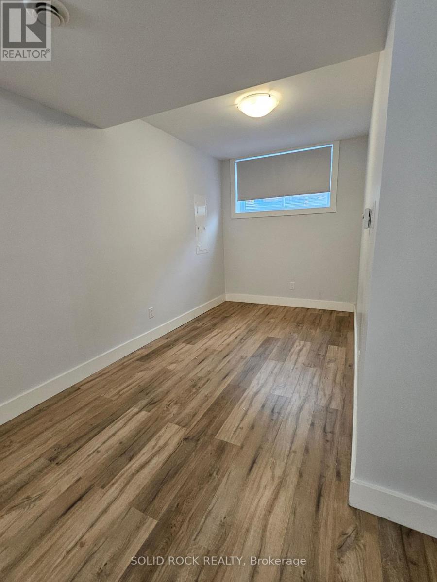 846 Alpine Avenue, Ottawa, ON - Indoor Photo Showing Other Room
