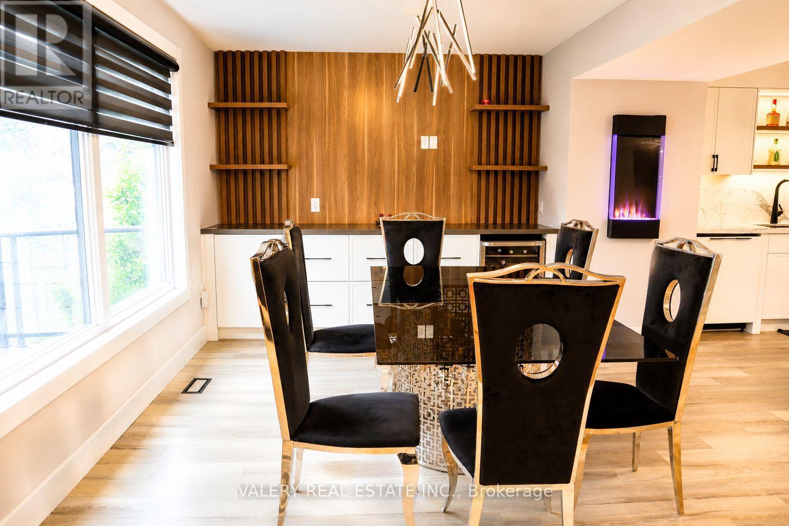 Dining Room - 33 Chilton Drive, Hamilton, ON - Indoor