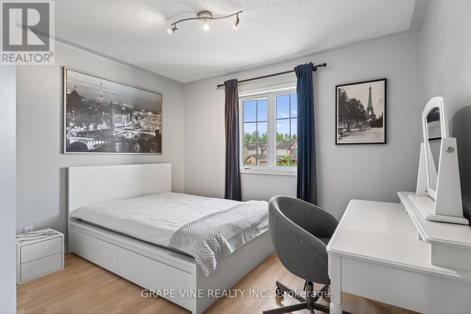 175 Allanford Avenue, Ottawa, ON - Indoor Photo Showing Bedroom