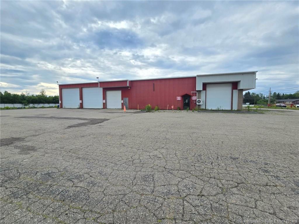 2886 Miramichi Ave, Bathurst, NB