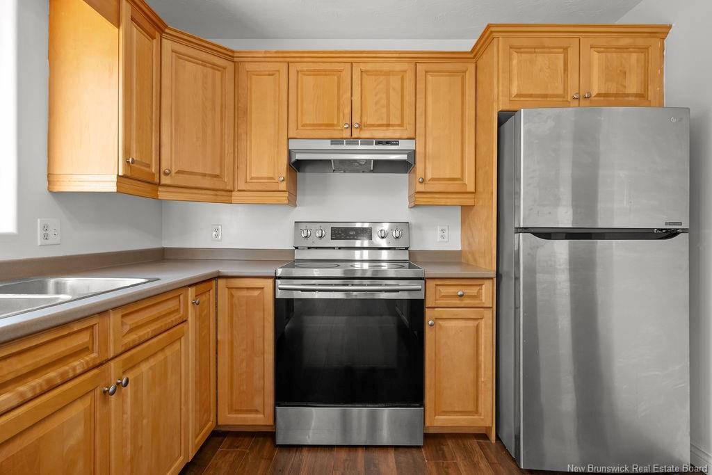69-71 Hemmer Jane Dr, Moncton, NB - Indoor Photo Showing Kitchen