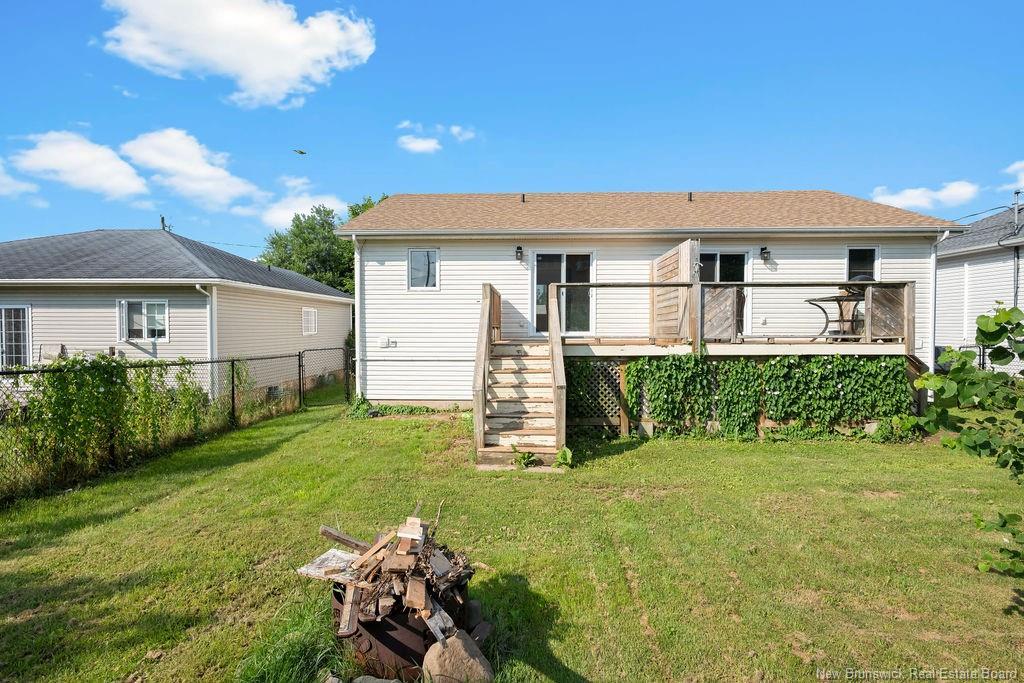 69-71 Hemmer Jane Dr, Moncton, NB - Outdoor With Deck Patio Veranda