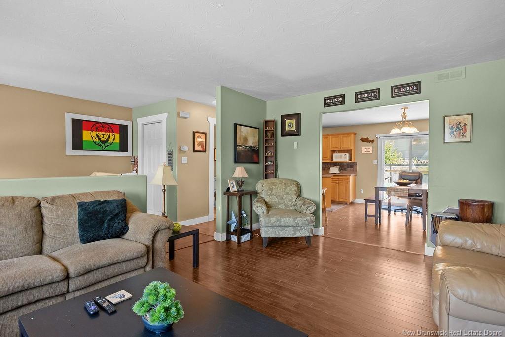 69-71 Hemmer Jane Dr, Moncton, NB - Indoor Photo Showing Living Room