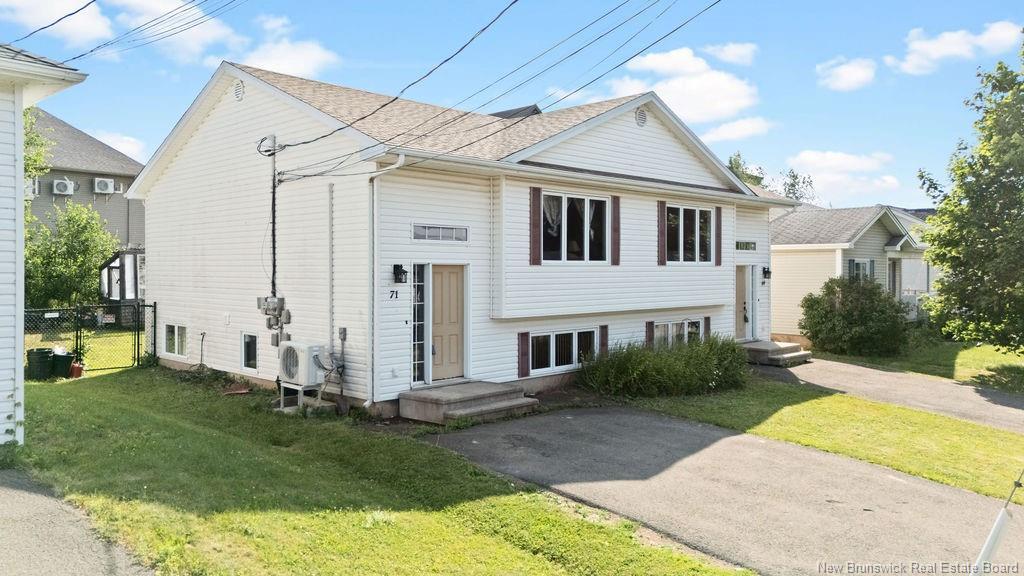 69-71 Hemmer Jane Dr, Moncton, NB - Outdoor With Facade
