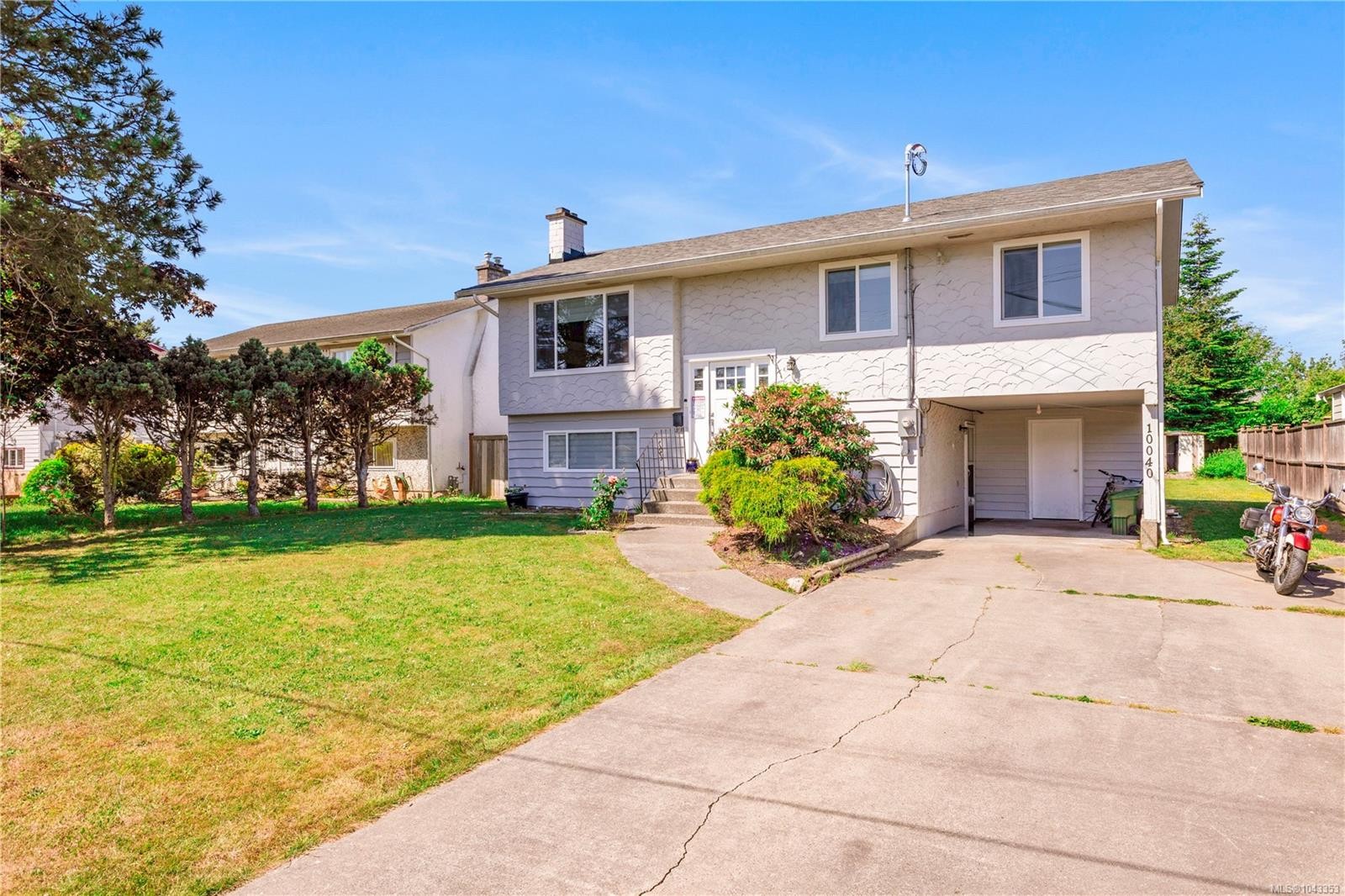 10040 Siddall Rd, Sidney, BC