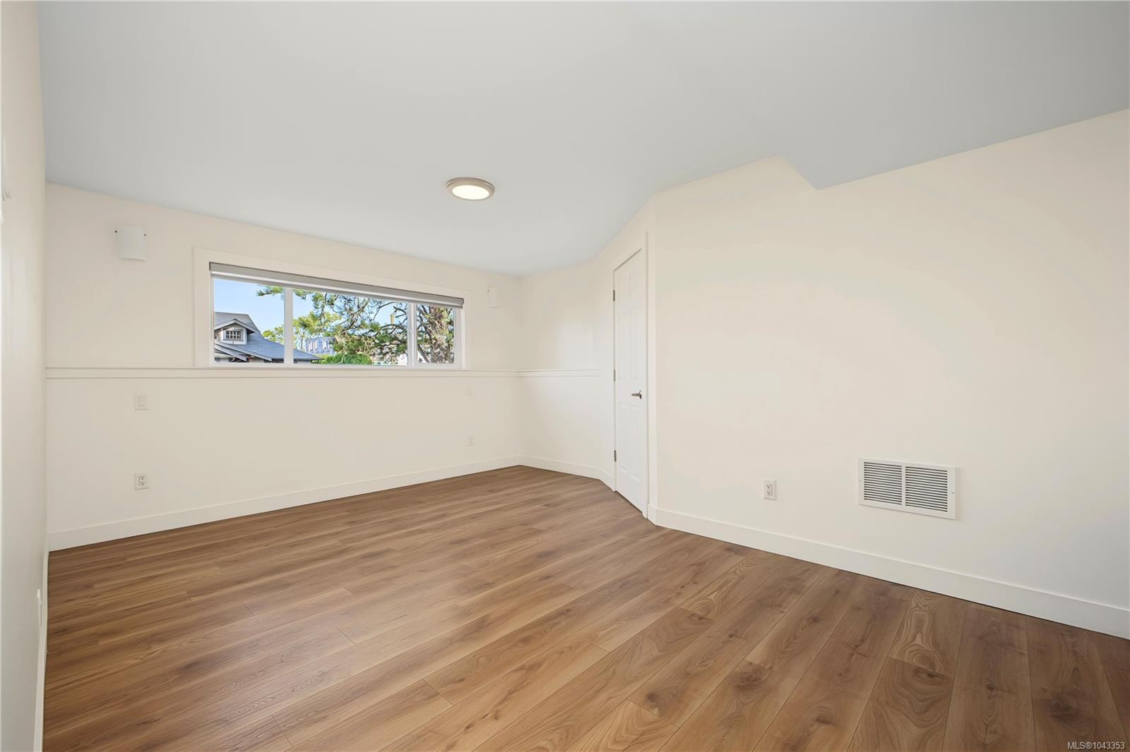 10040 Siddall Rd, Sidney, BC