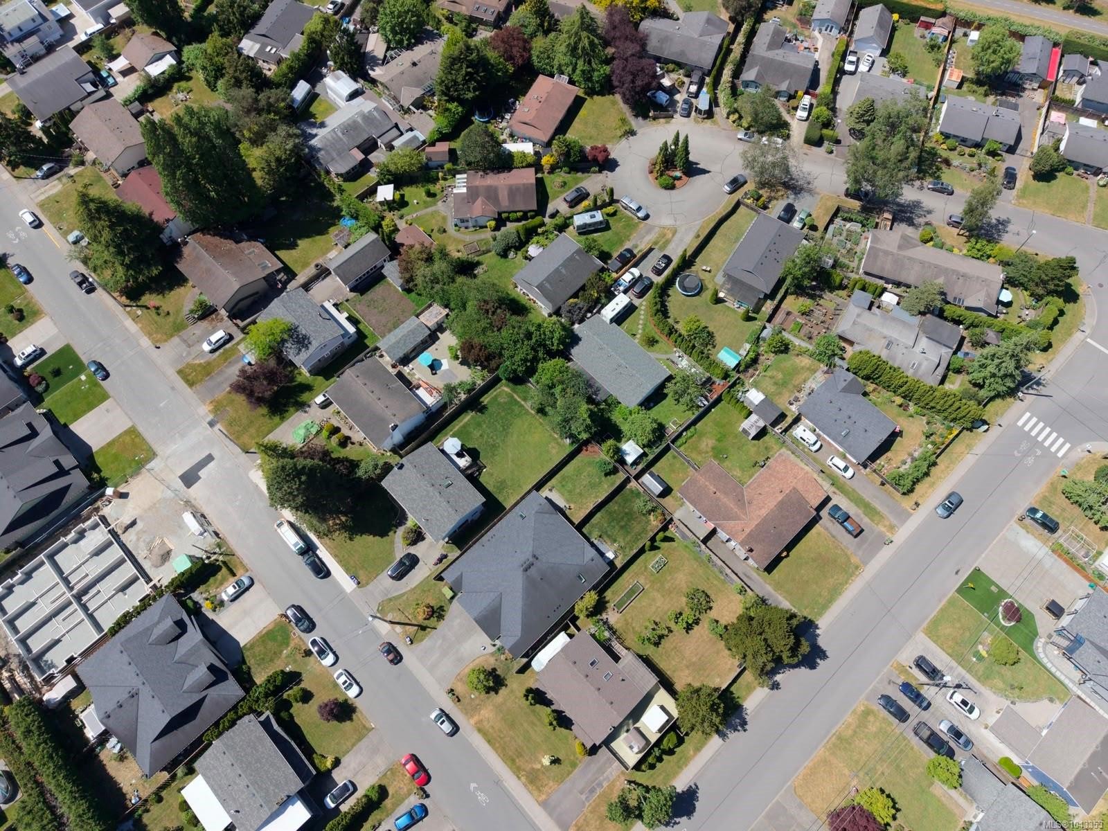 10040 Siddall Rd, Sidney, BC