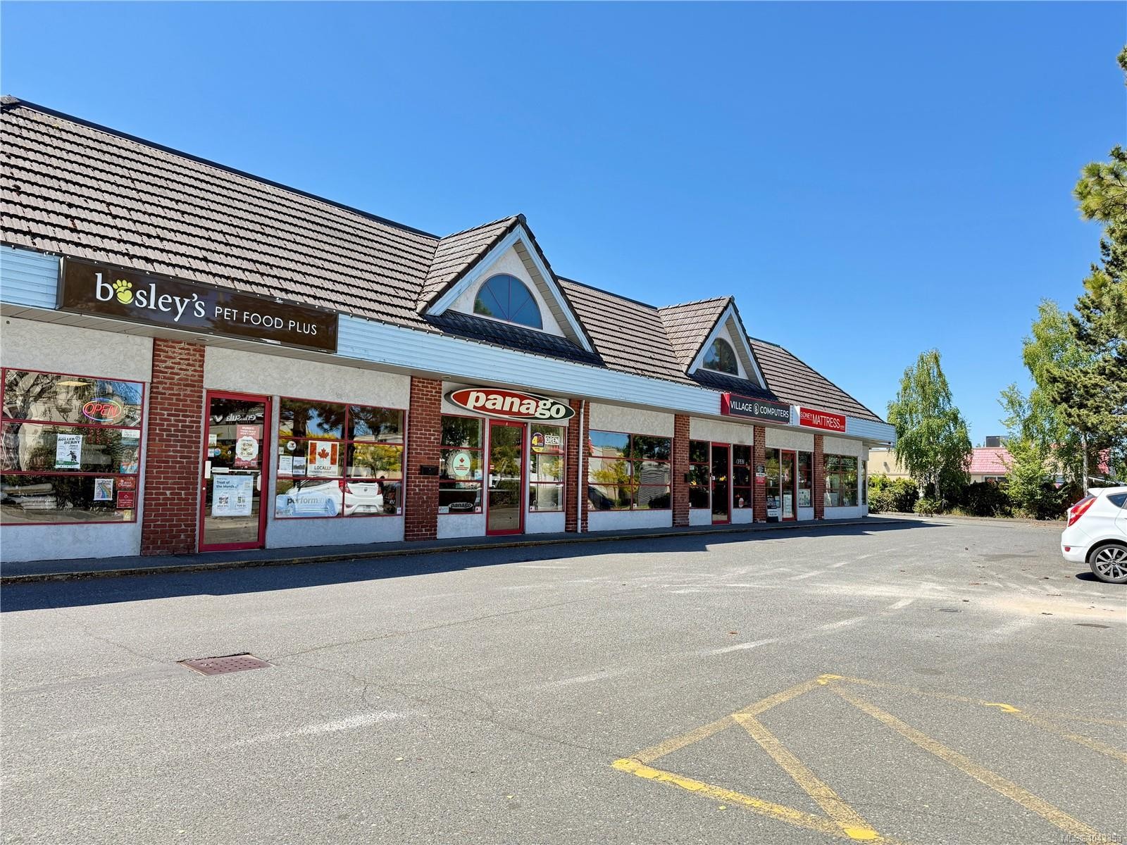 10040 Siddall Rd, Sidney, BC