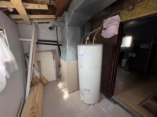 680 Simcoe St, Winnipeg, MB - Indoor Photo Showing Basement