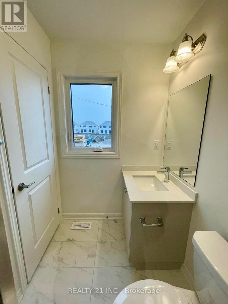 156 Shepherd Drive, Barrie, ON - Indoor Photo Showing Bathroom