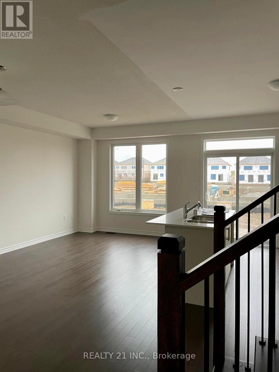 156 Shepherd Drive, Barrie, ON - Indoor Photo Showing Other Room