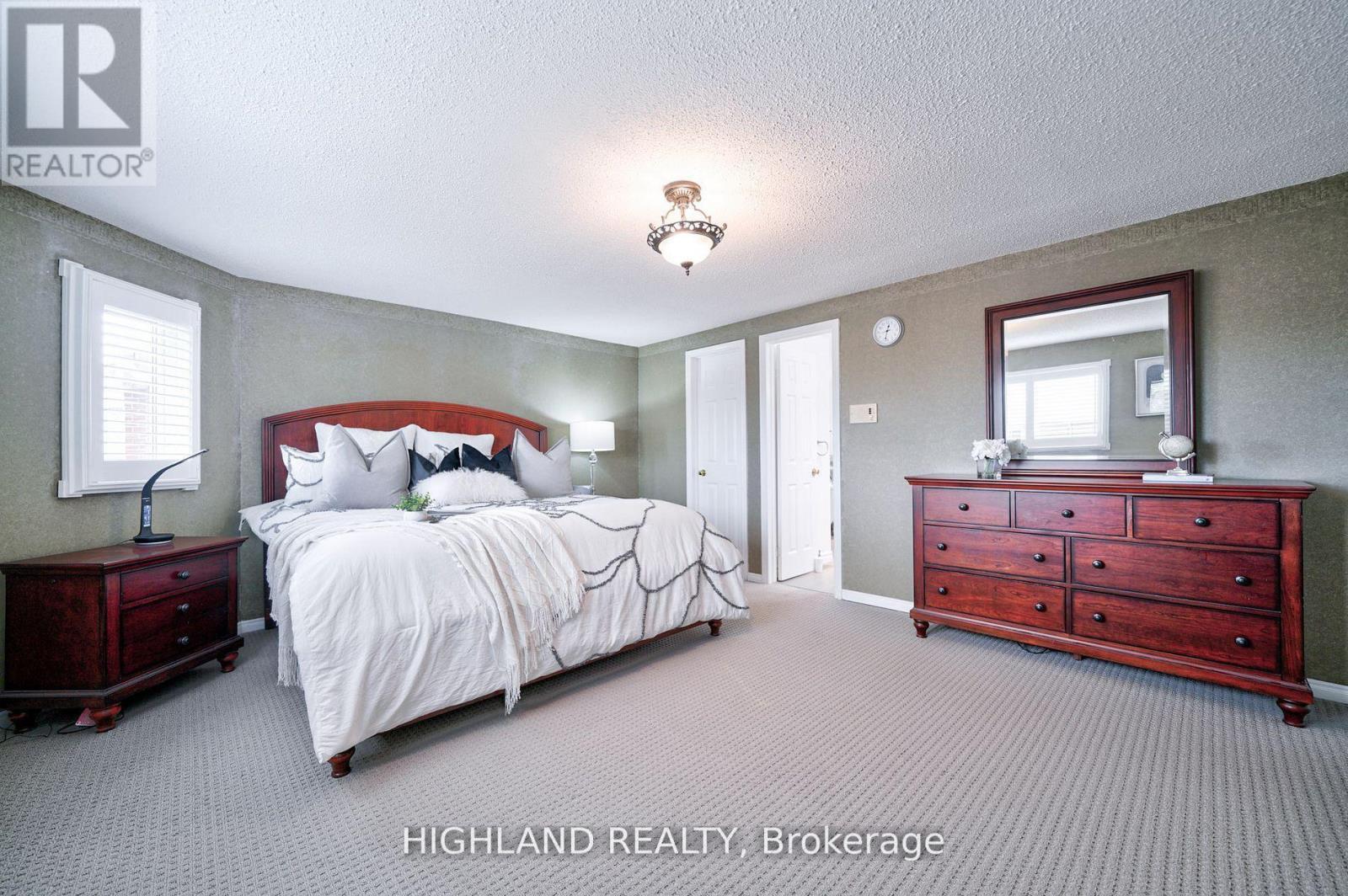 3591 Copernicus Drive, Mississauga, ON - Indoor Photo Showing Bedroom