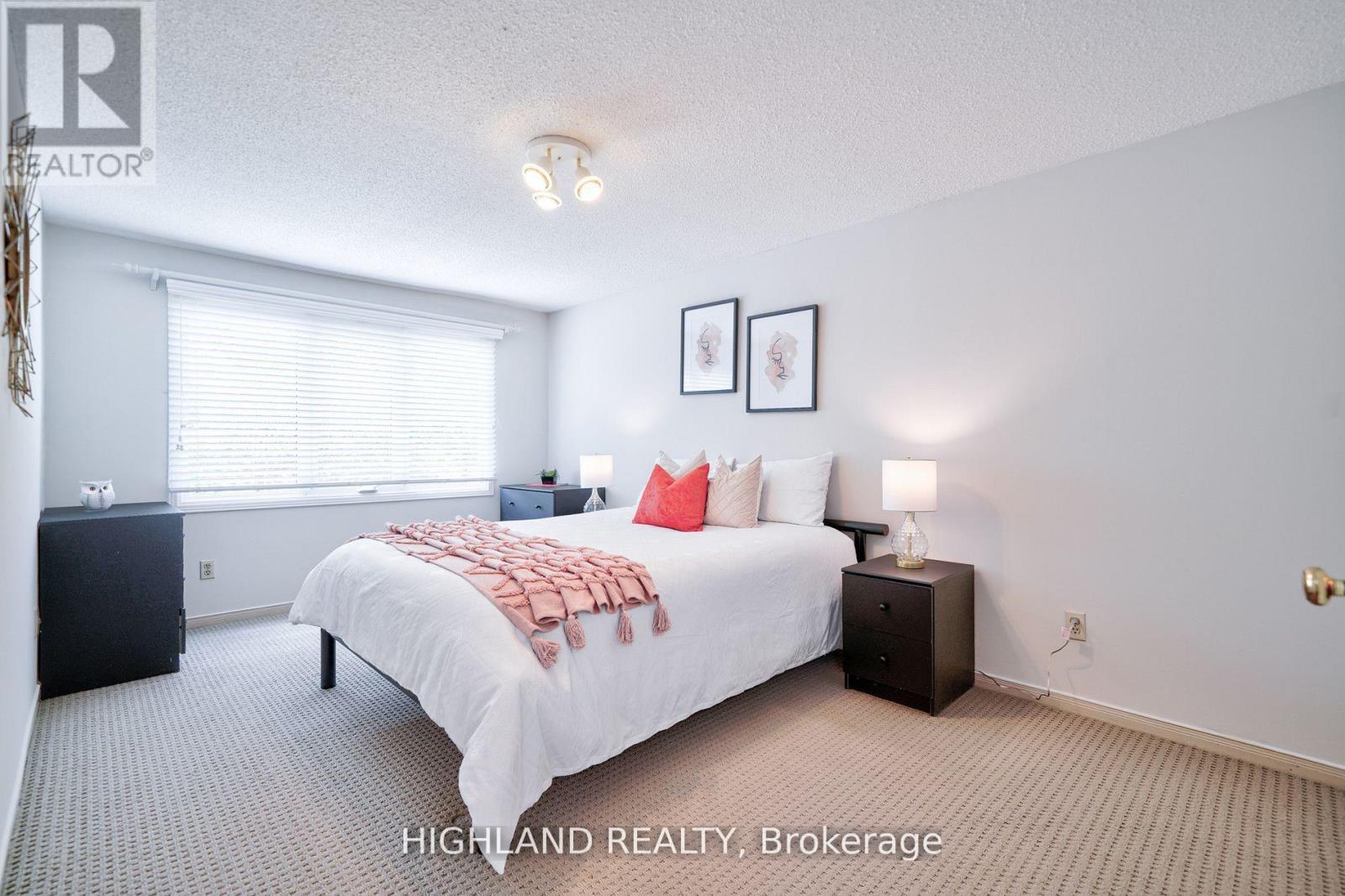 3591 Copernicus Drive, Mississauga, ON - Indoor Photo Showing Bedroom