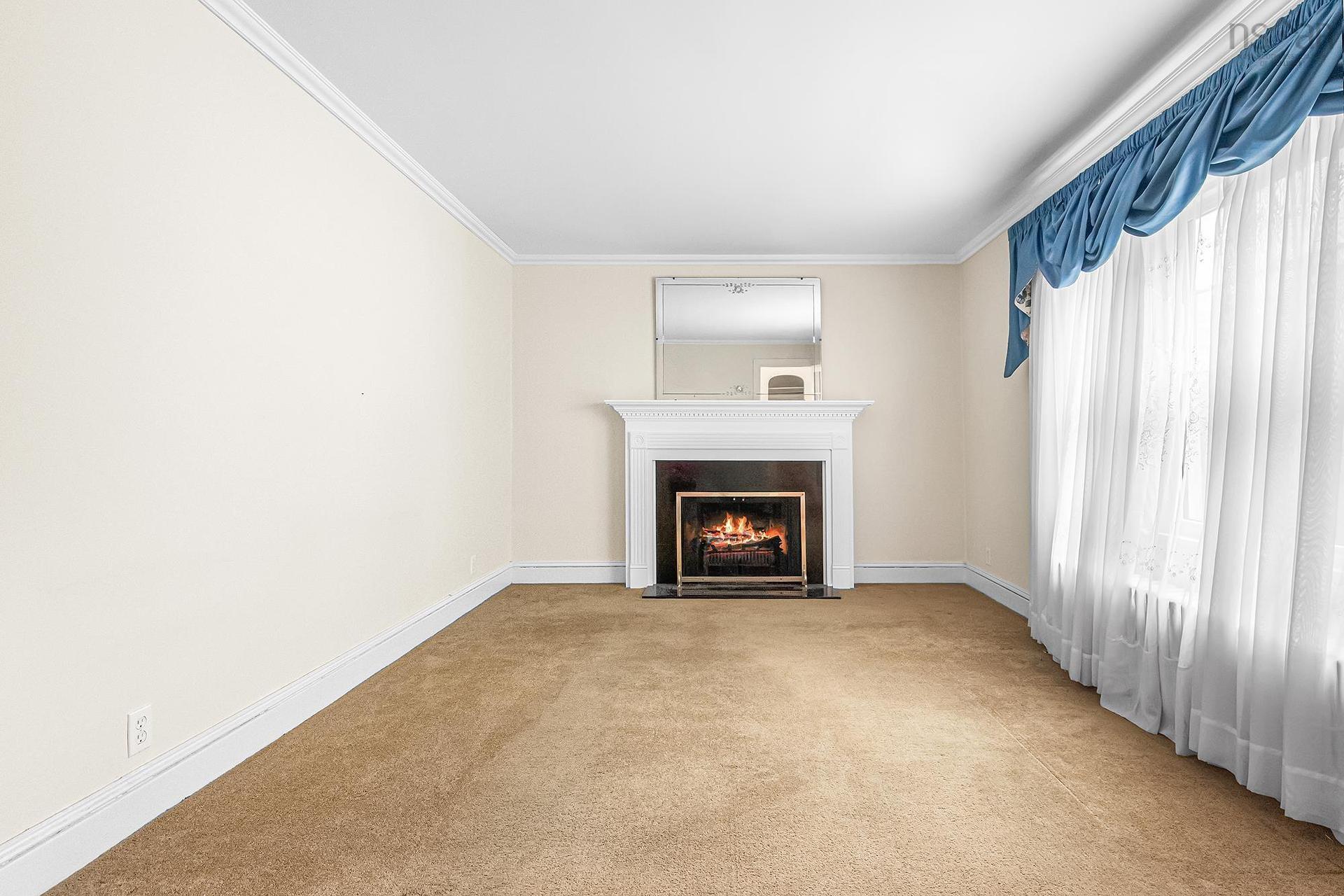 2575 Connaught Avenue, Halifax Peninsula, NS - Indoor Photo Showing Living Room With Fireplace