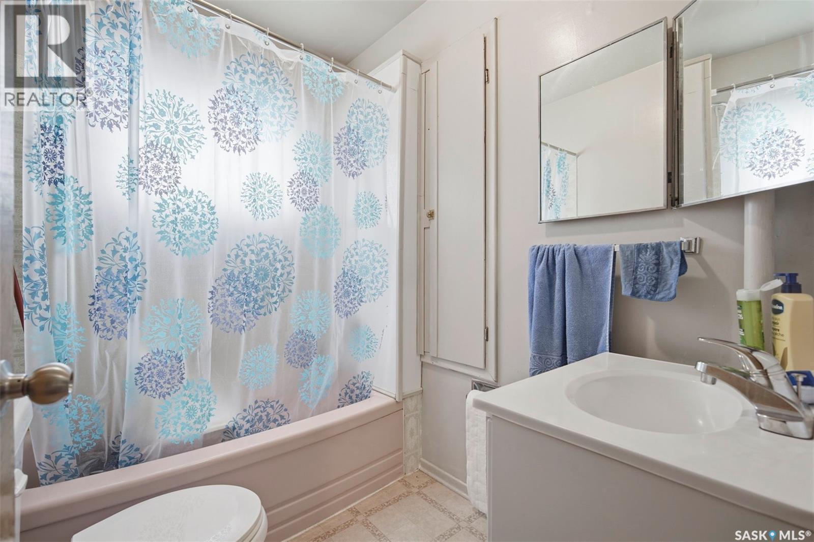 525 Kirby Street, Bruno, SK - Indoor Photo Showing Bathroom