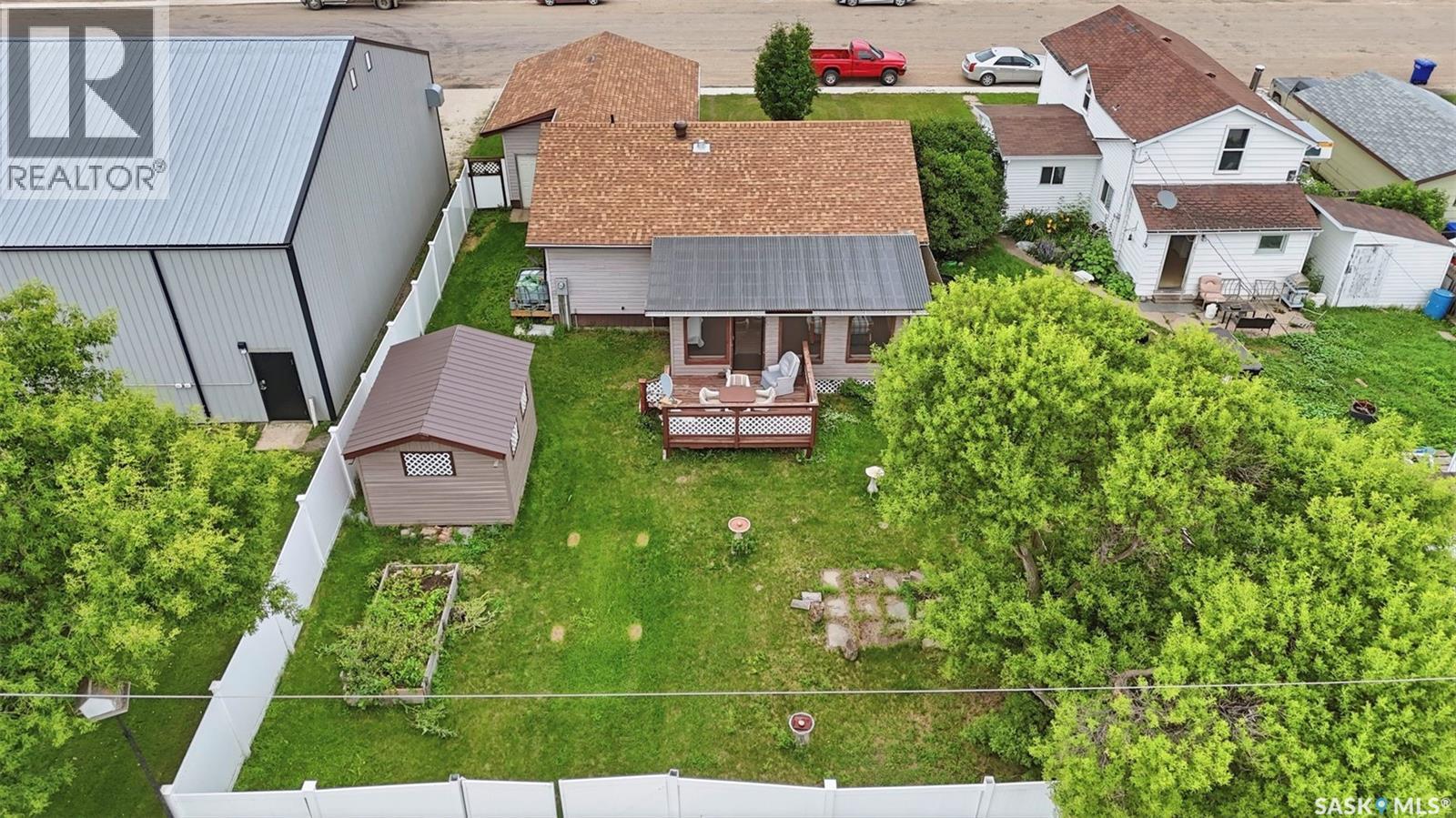 525 Kirby Street, Bruno, SK - Outdoor