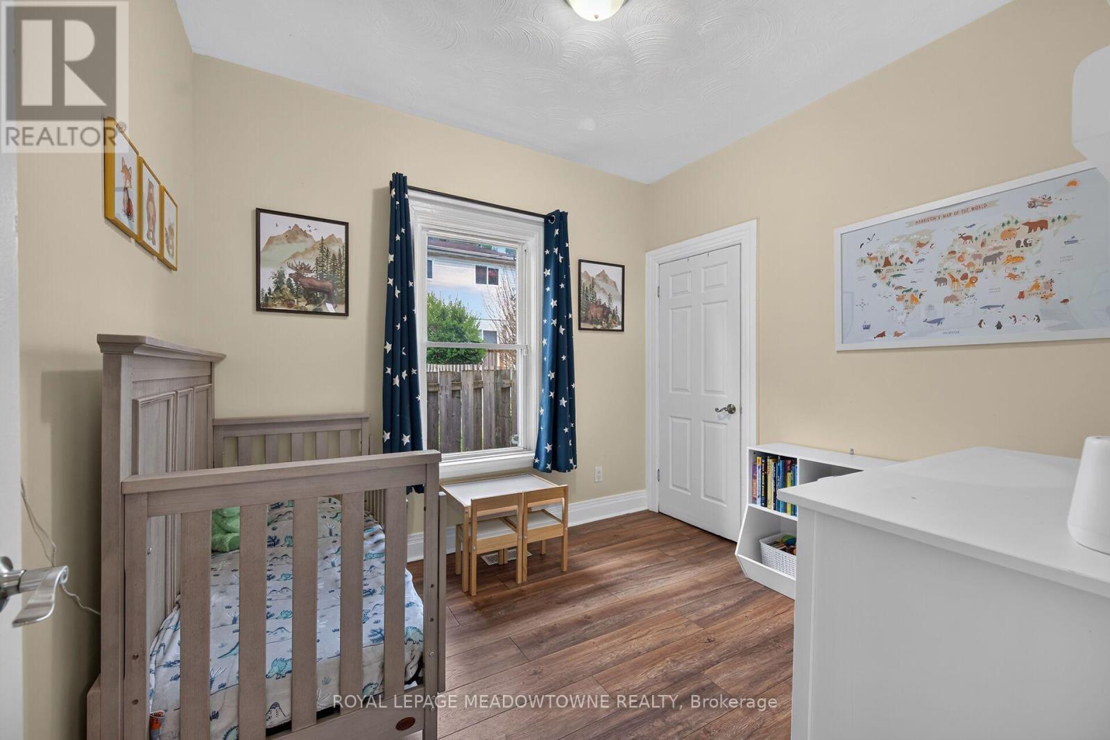 11 Stirton Avenue, Brantford, ON - Indoor