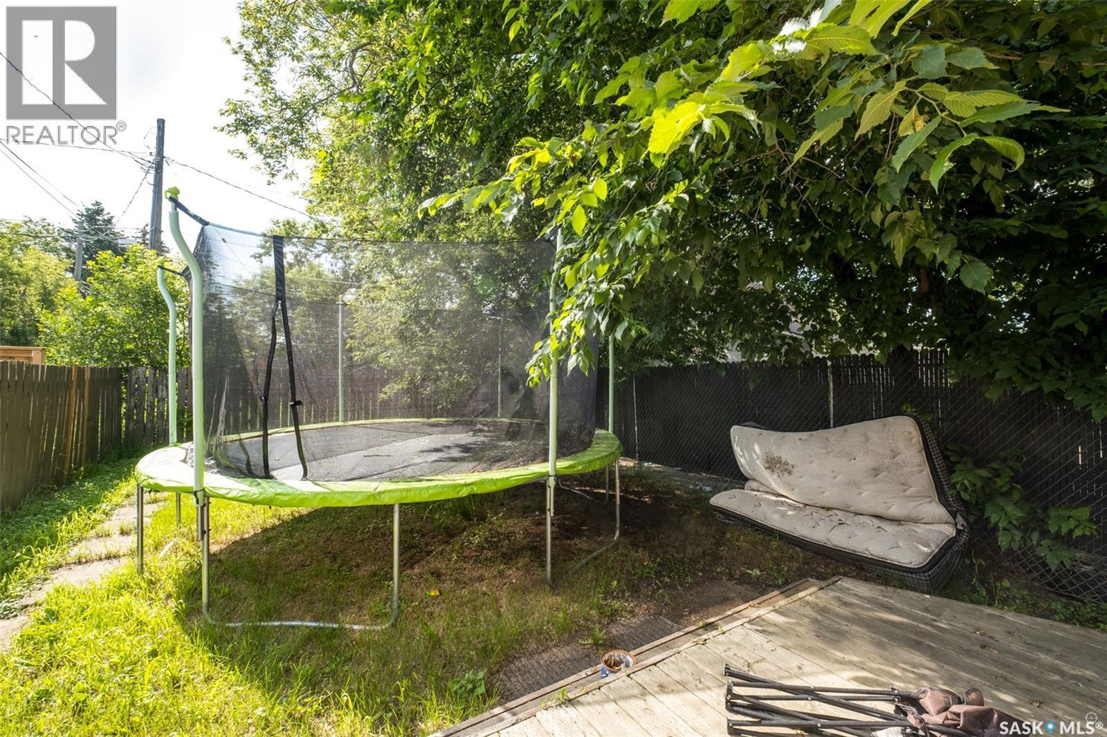 1313 6Th Avenue W, Prince Albert, SK - Outdoor