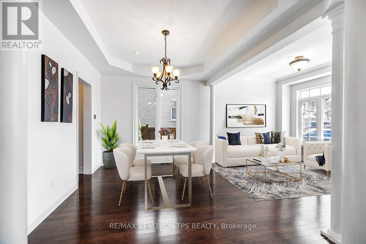 555 Kingsfield Loop, Oshawa, ON - Indoor