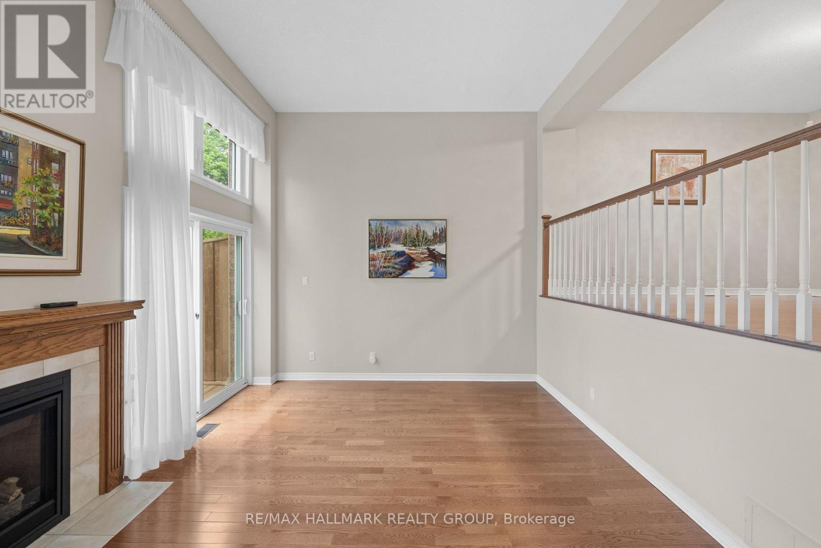 44 Dunbarton Court, Ottawa, ON - Indoor With Fireplace