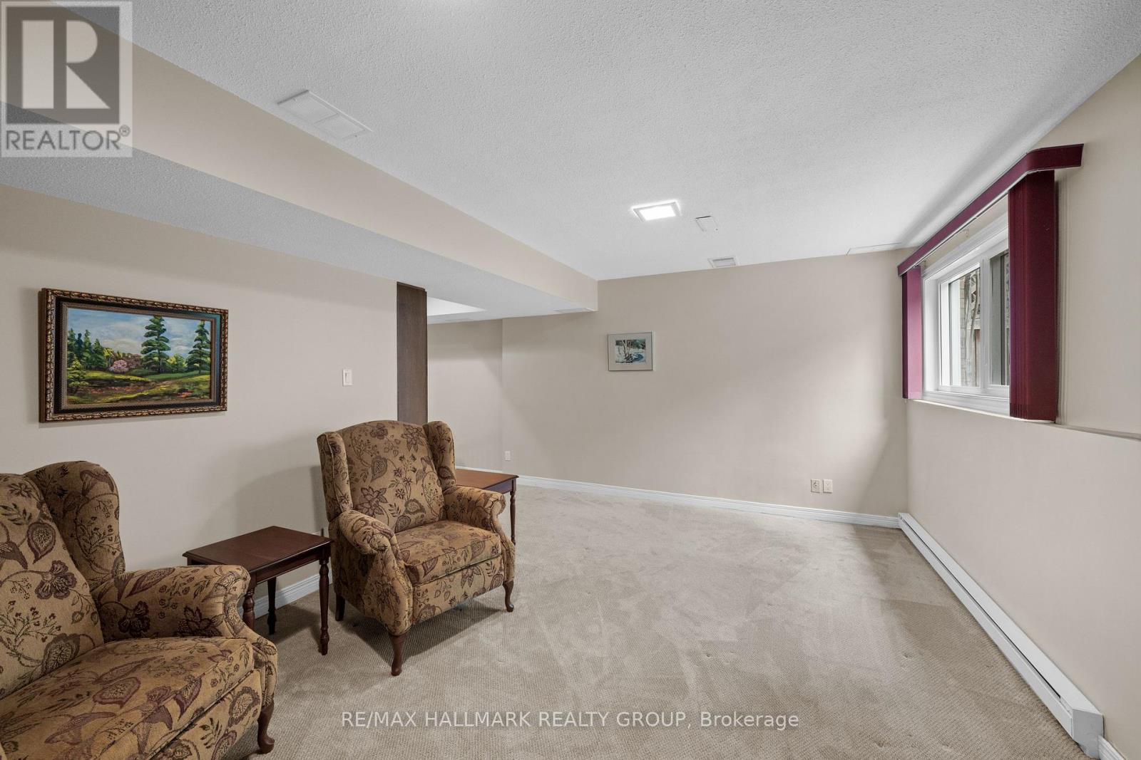 44 Dunbarton Court, Ottawa, ON - Indoor