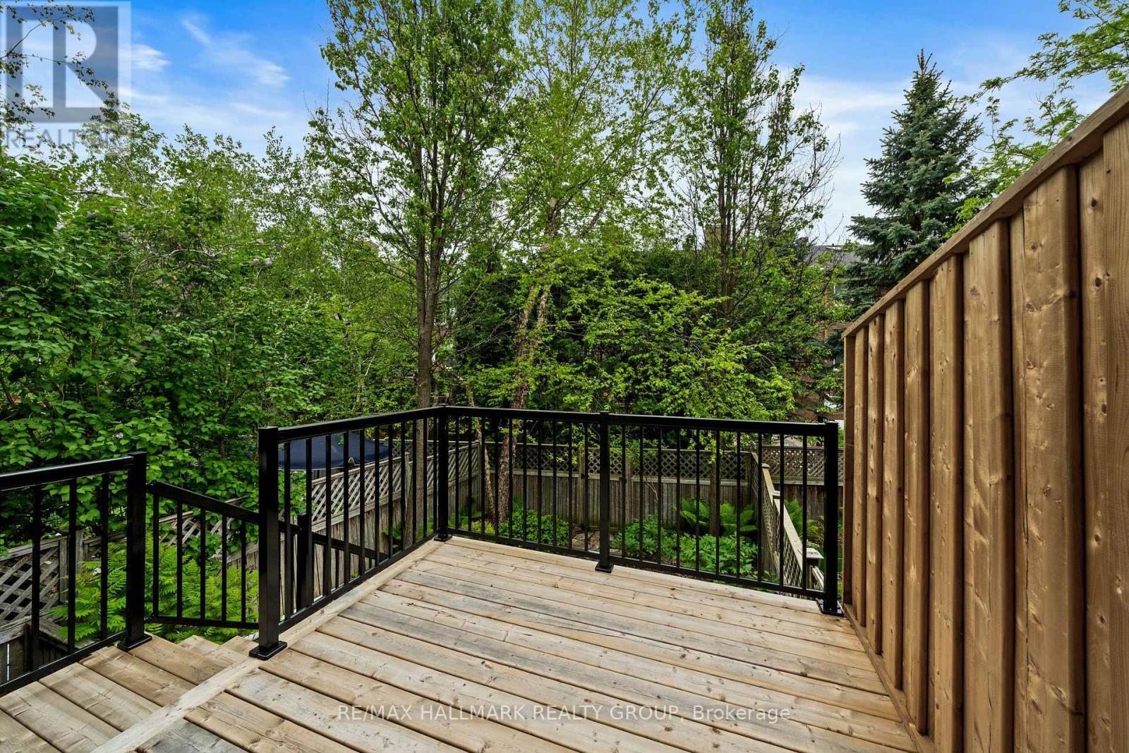 44 Dunbarton Court, Ottawa, ON - Outdoor With Deck Patio Veranda