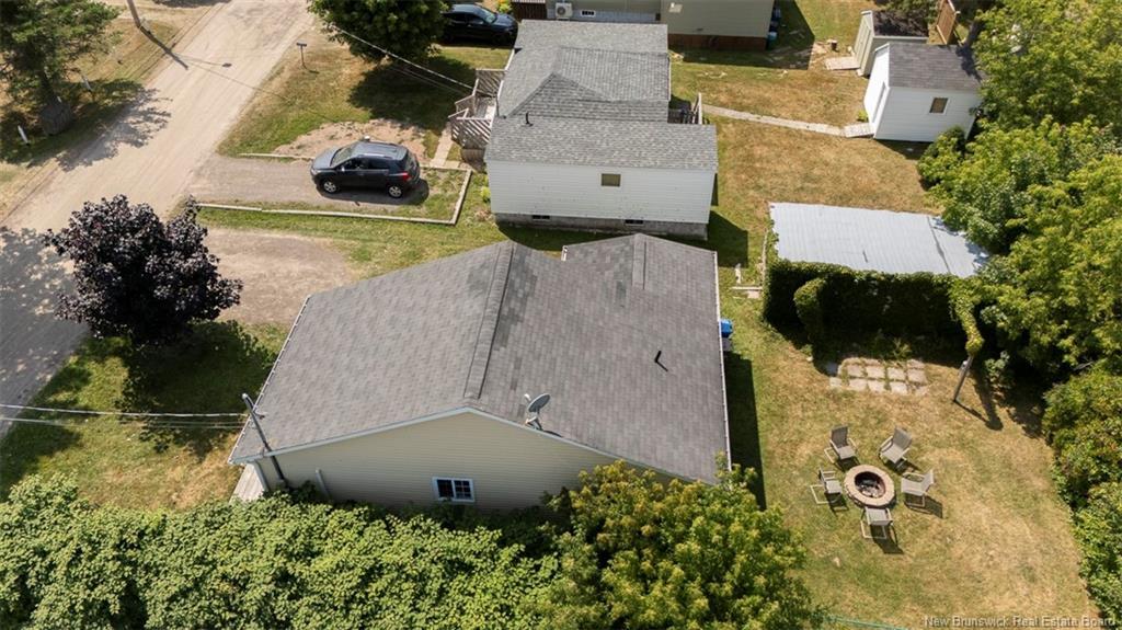 7 Jarvis St, Pointe-Du-Chêne, NB