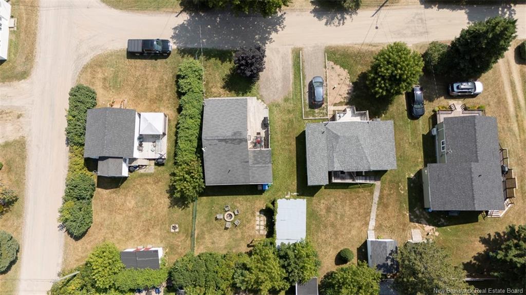 7 Jarvis St, Pointe-Du-Chêne, NB
