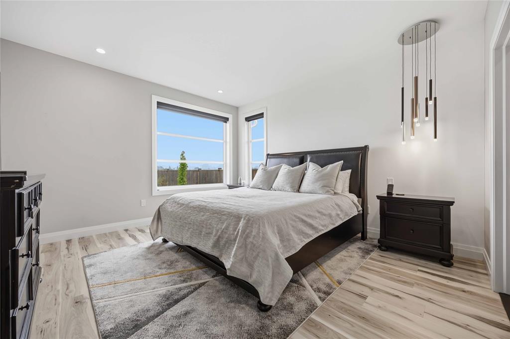 564 Franco Avenue, Sarnia, ON - Indoor Photo Showing Bedroom