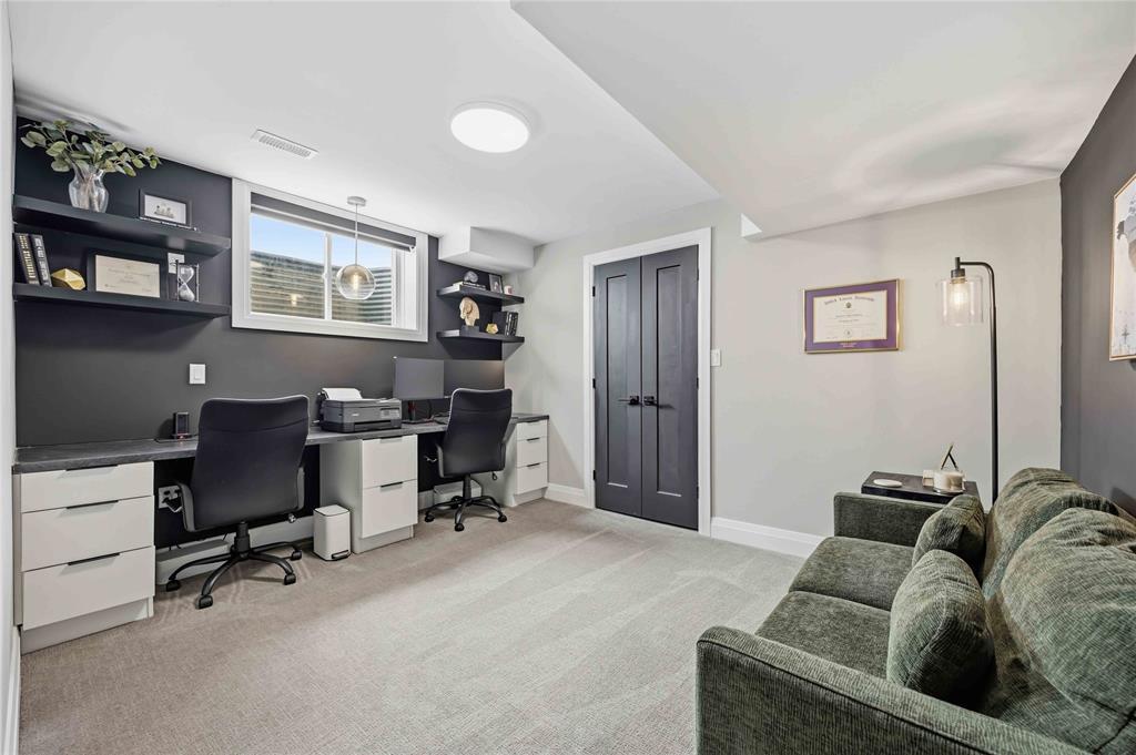 564 Franco Avenue, Sarnia, ON - Indoor Photo Showing Office