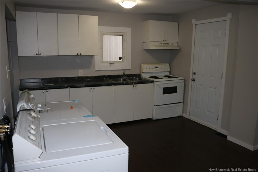 146 Dominion St, Moncton, NB - Indoor