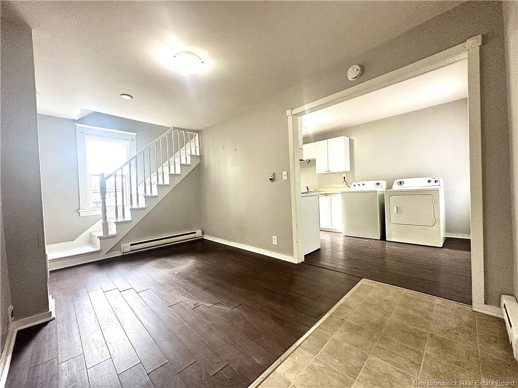 146 Dominion St, Moncton, NB - Indoor Photo Showing Laundry Room
