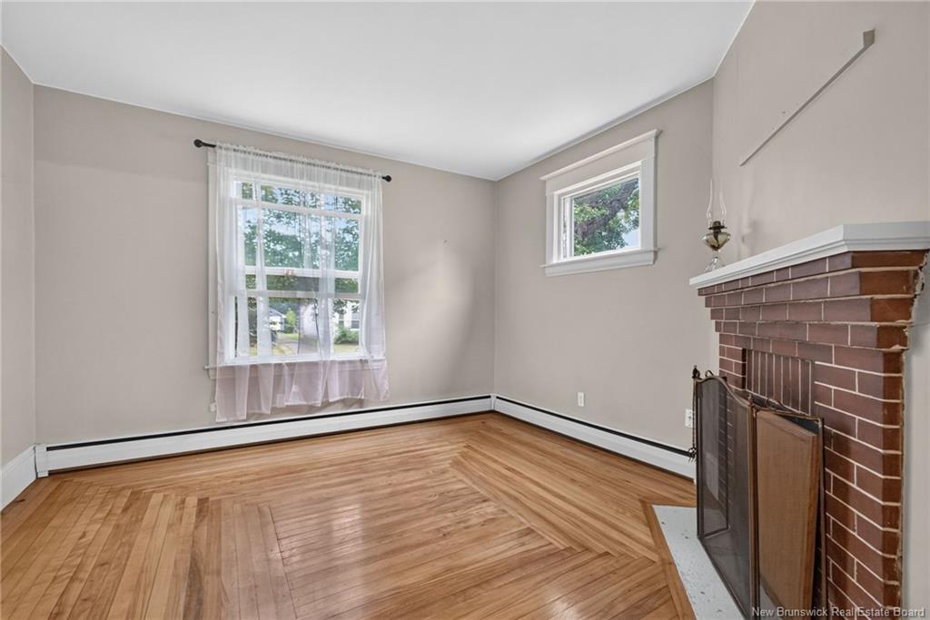298-300 Cameron St, Moncton, NB - Indoor Photo Showing Other Room