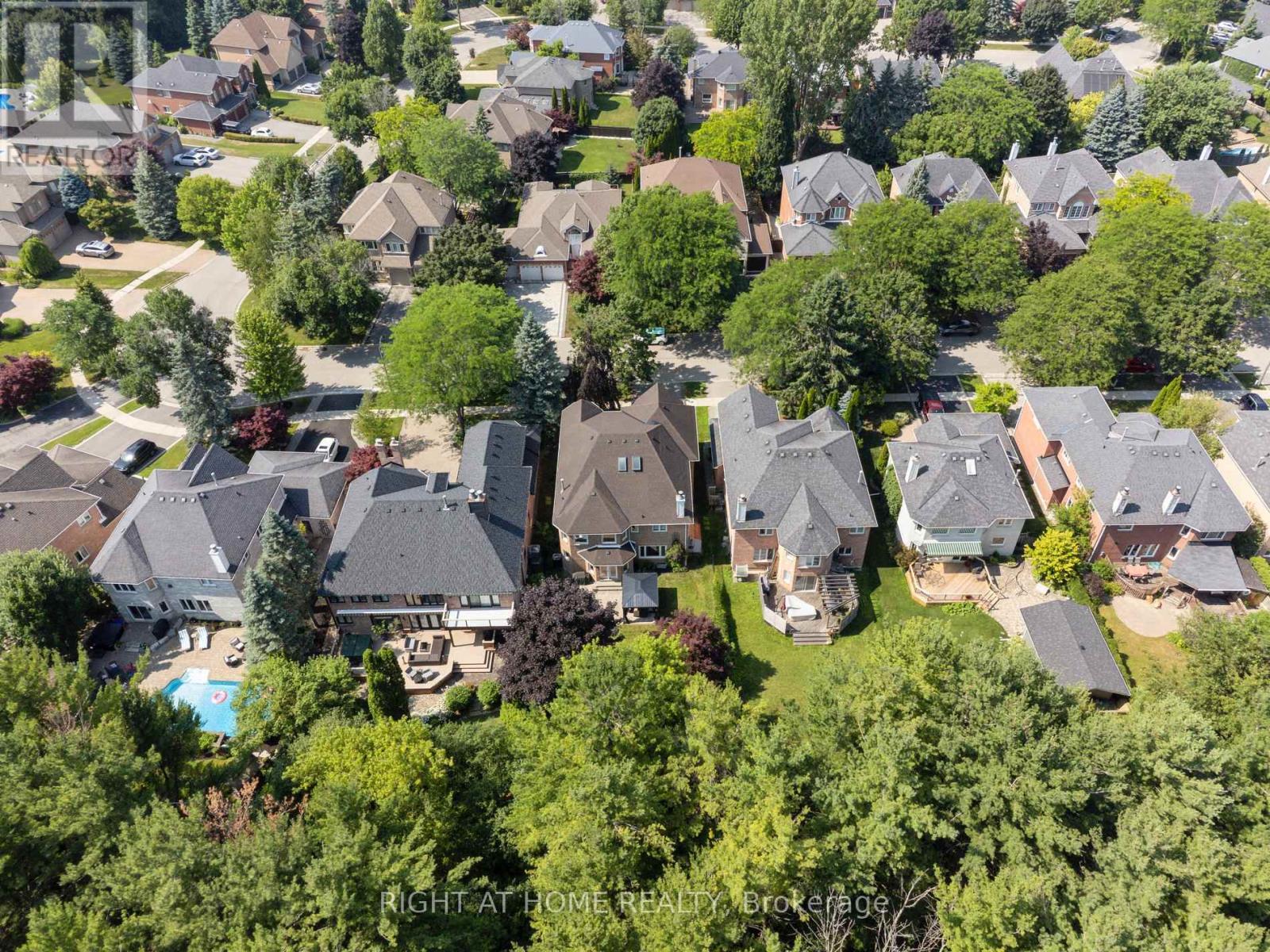 100 Carlyle Crescent, Aurora, ON - Outdoor With View