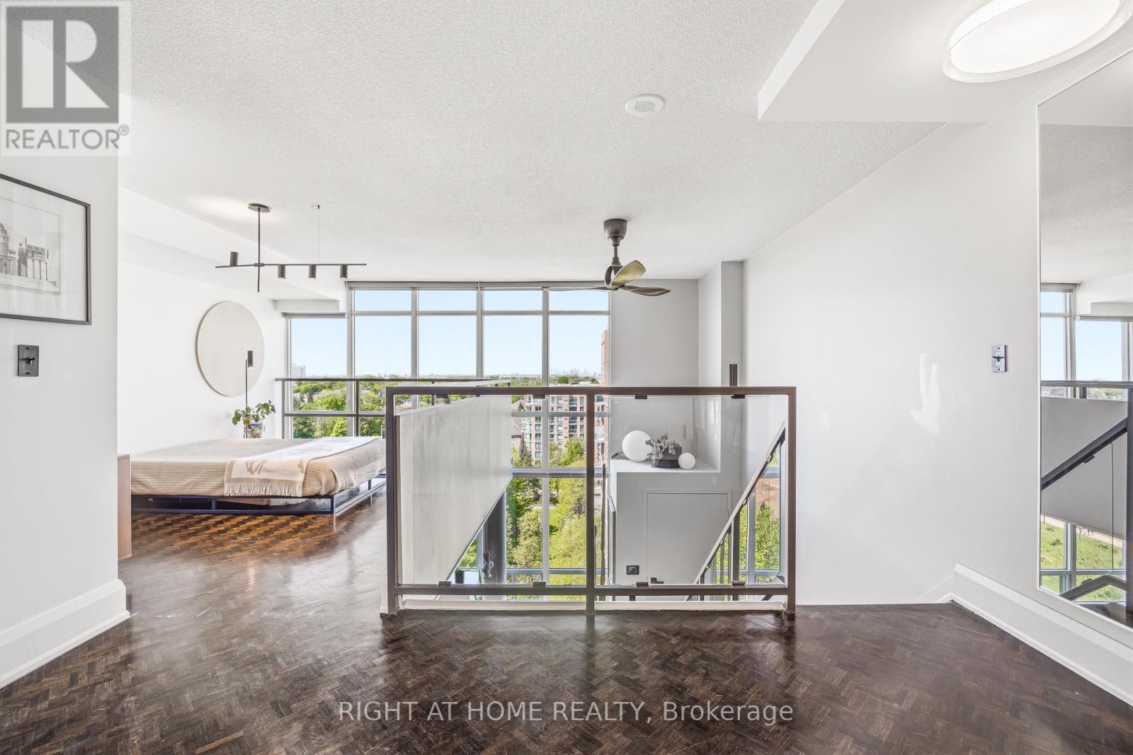 612 - 250 Manitoba Street, Toronto, ON - Photo Showing Other Room