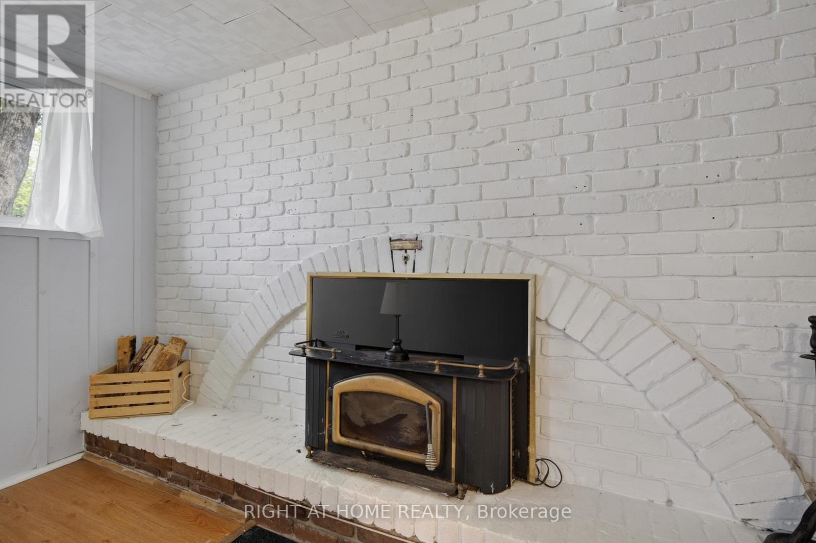 277 Pine Drive, Barrie, ON - Indoor Photo Showing Other Room