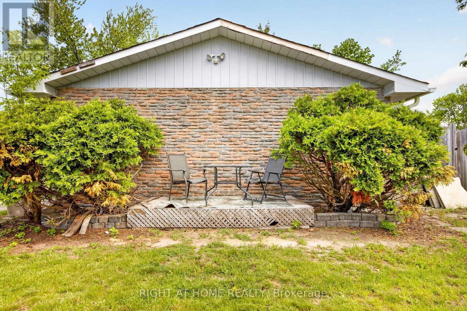 277 Pine Drive, Barrie, ON - Outdoor
