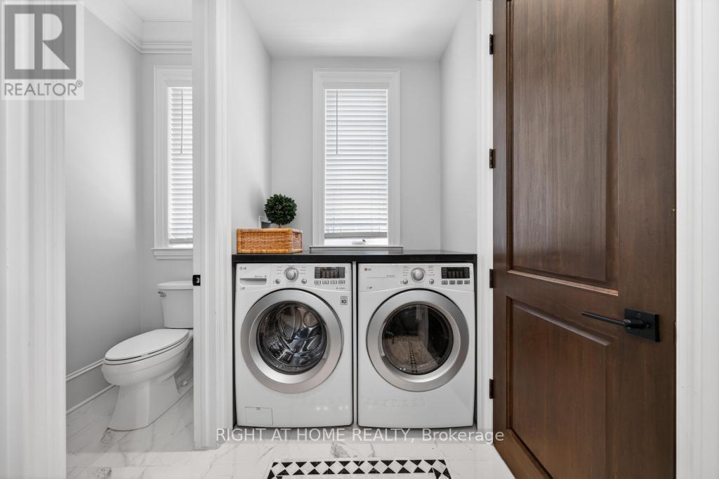 64 Ravina Crescent, Hamilton, ON - Indoor Photo Showing Laundry Room
