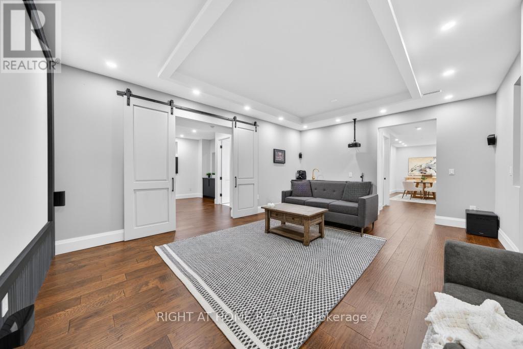 64 Ravina Crescent, Hamilton, ON - Indoor