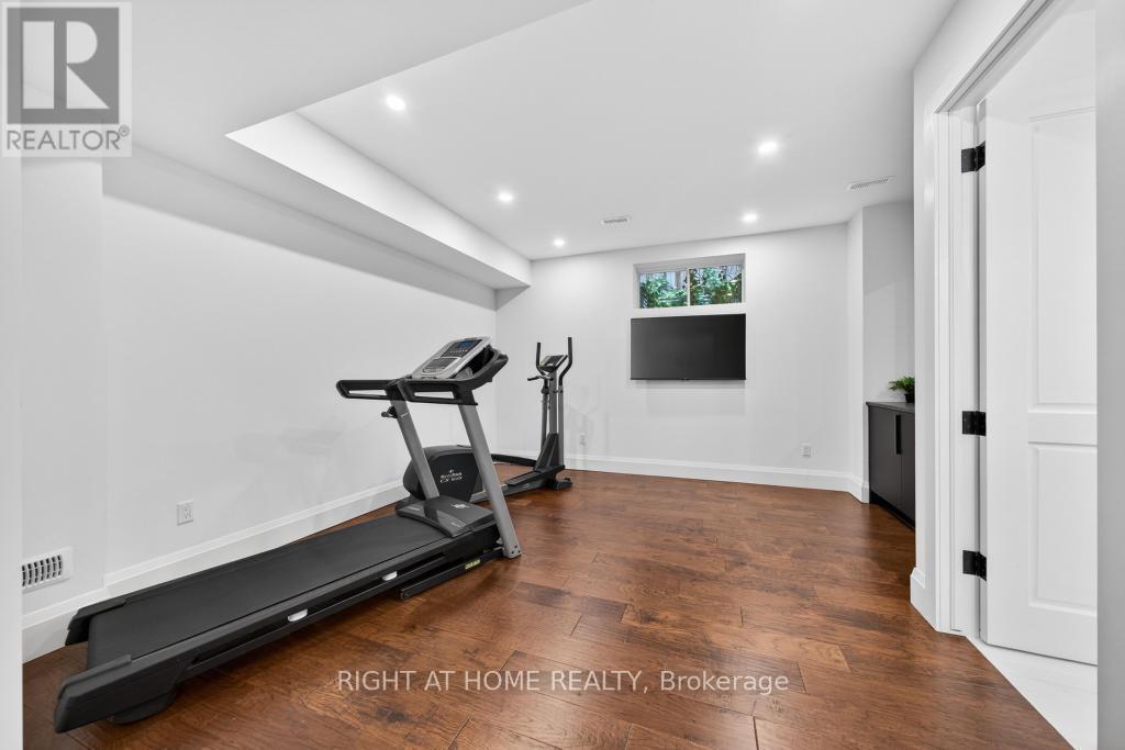 64 Ravina Crescent, Hamilton, ON - Indoor Photo Showing Gym Room