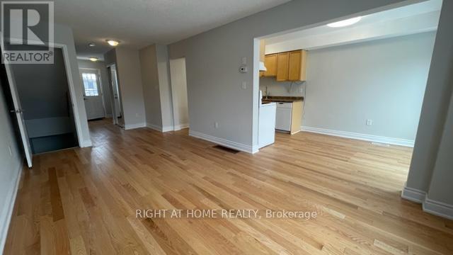 140 Sydenham Wells, Barrie, ON - Indoor