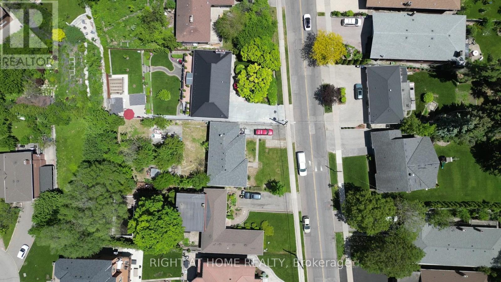 362 Maple Leaf Drive, Toronto, ON - Outdoor With View