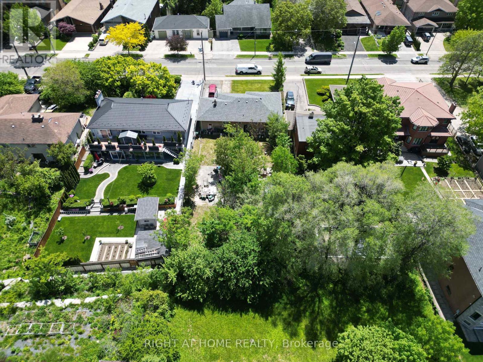 362 Maple Leaf Drive, Toronto, ON - Outdoor With View