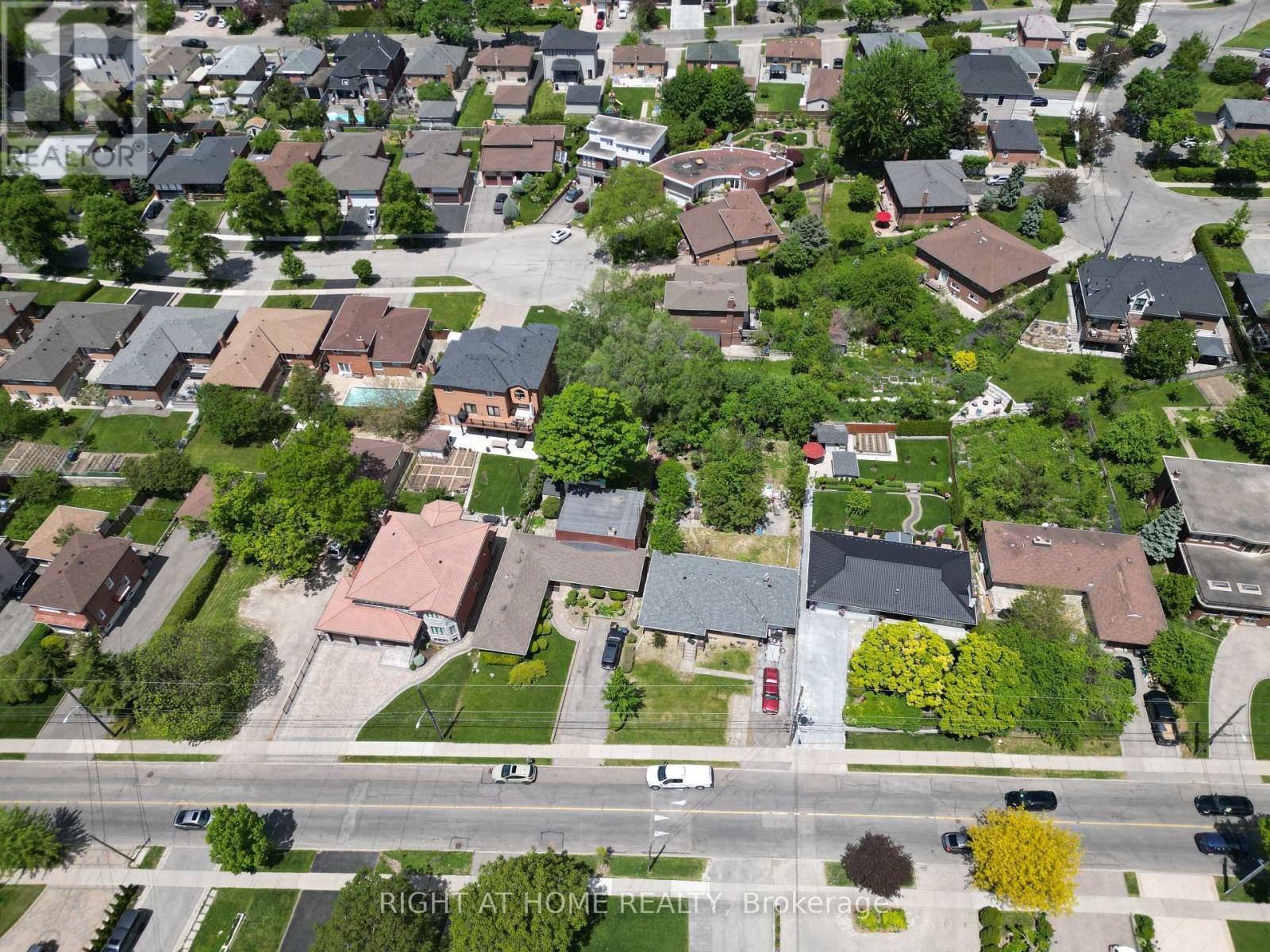 362 Maple Leaf Drive, Toronto, ON - Outdoor With View