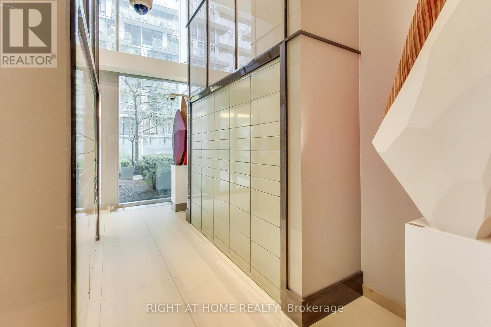 1126 - 39 Queens Quay E, Toronto, ON - Indoor Photo Showing Other Room