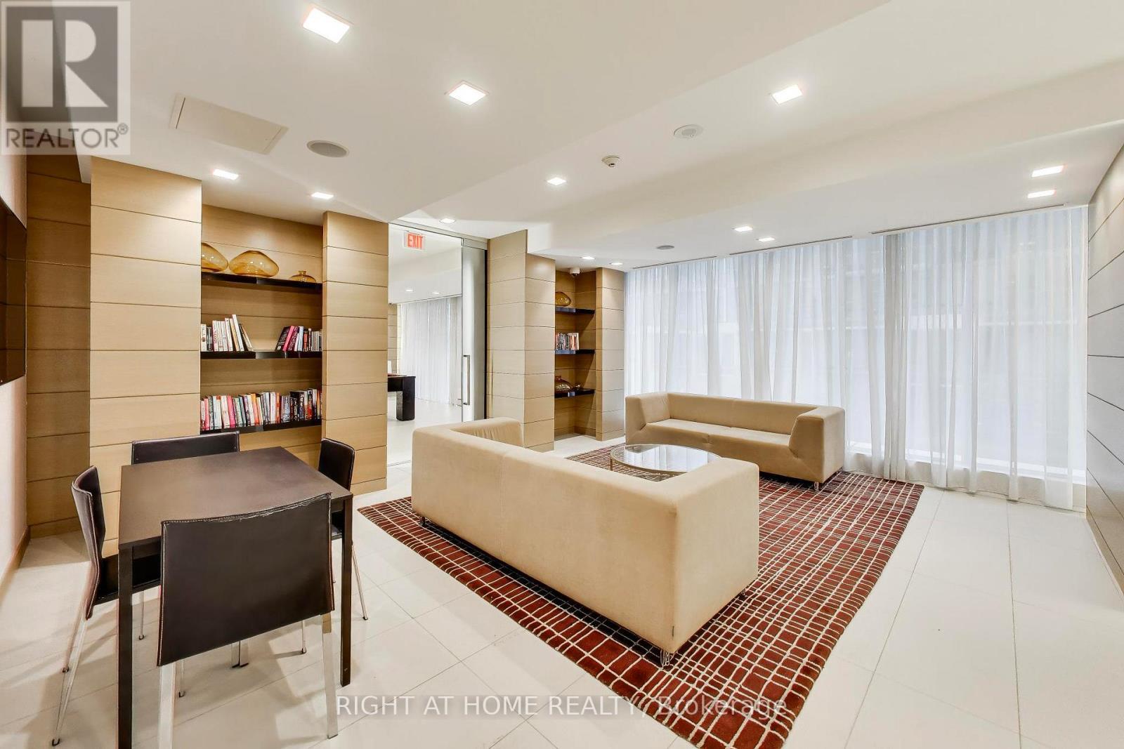 1126 - 39 Queens Quay E, Toronto, ON - Indoor Photo Showing Other Room