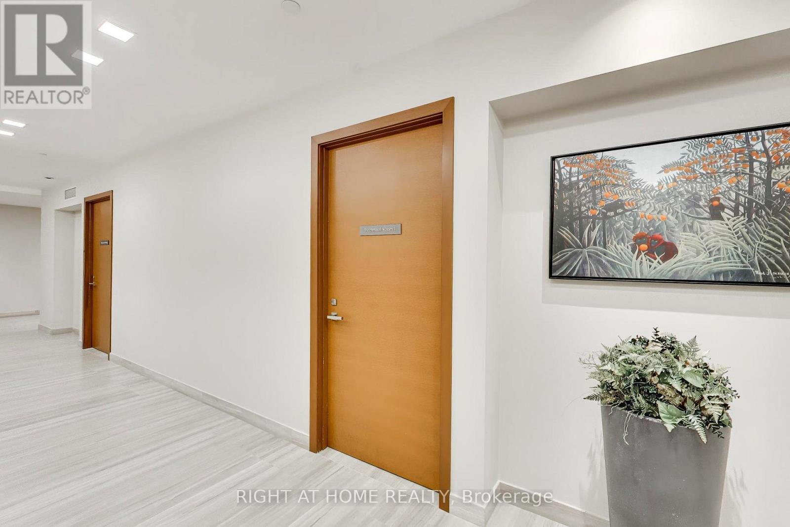 1126 - 39 Queens Quay E, Toronto, ON - Indoor Photo Showing Other Room